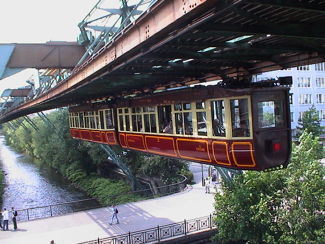 Wuppertal Kaiserwagen von JuergenG. lizensiert unter CC BY-SA 3.0