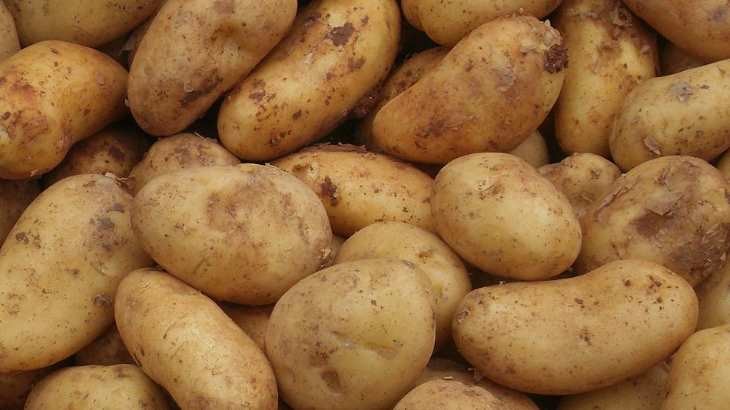 Kartoffeln Markt von Erkaha, lizensiert unter CC-BY-SA-4.0